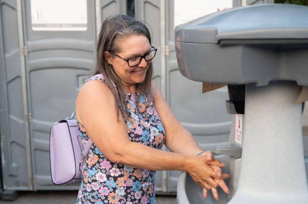 Best Best portable toilet rental  in Chestnut Ridge, NY